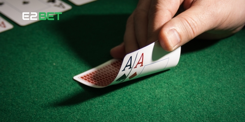 Cách Chơi Xì Dách Chi Tiết Từ A Đến Z Ai Cũng Có Thể Học Tại E2BET 2 Cách chơi xì dách cơ bản và luật chơi phổ biến