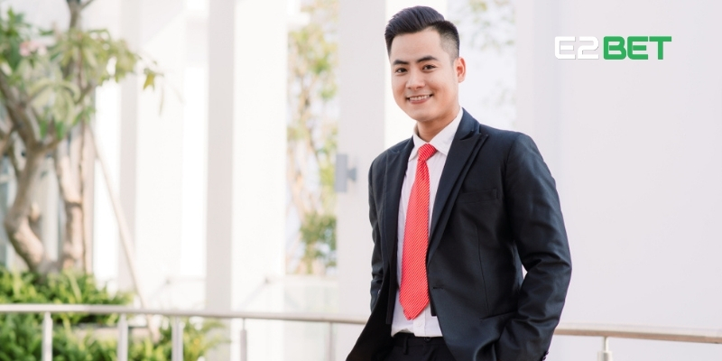 CEO Huy Khánh – Người Đứng Sau Thành Công Của Nhà Cái E2BET 2 Sơ lược tiểu sử CEO Huy Khánh